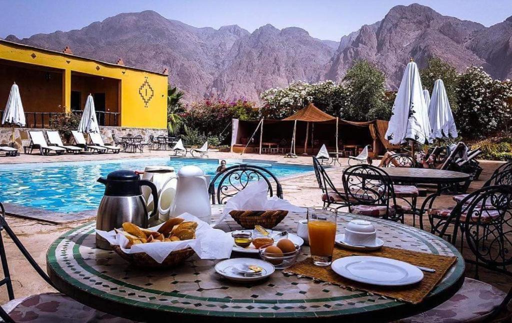 Click Excursions Tafraoute Hotel Taddart Exterior photo